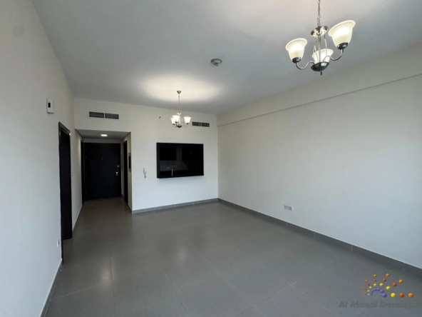 LUXURY APARTMENT FOR RENT IN AL MANAL VIEW, LIWAN